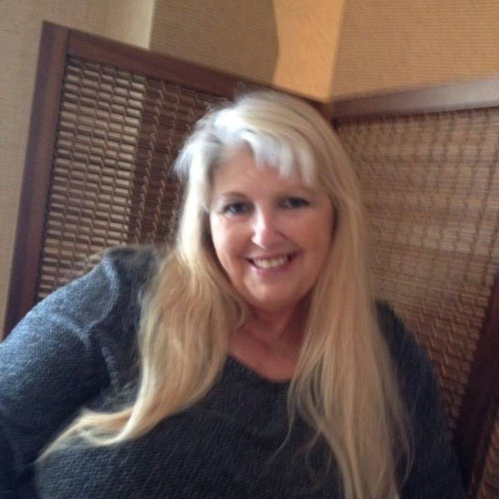 Meet your Posher, Annette